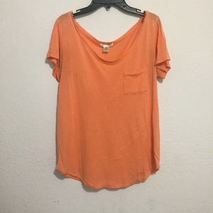 Loose orange tee